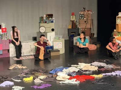 1o Bραβείο Διαγωνισμού Θεάτρου - Brainstorm